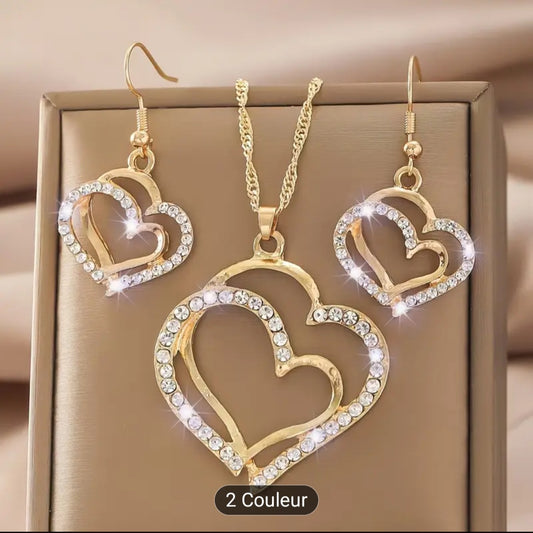Collier et boucles d'Oreilles élégants